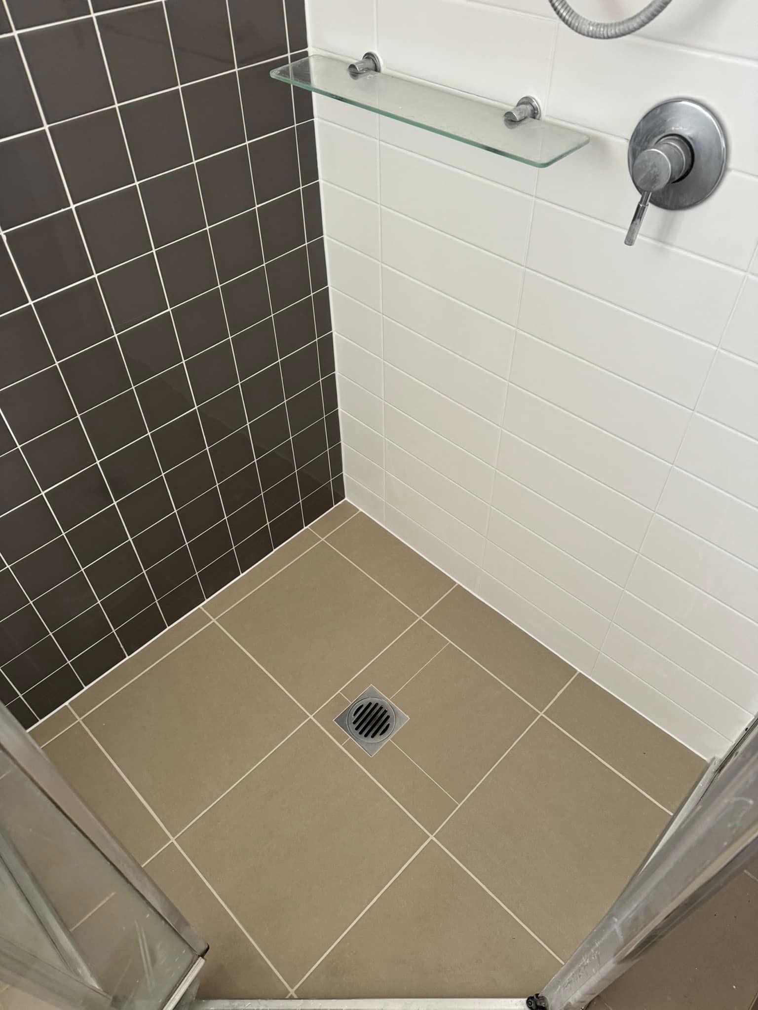 Shower repaired by Seal Masters without tile removal.